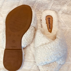 Slipper Flat Pantufa Sky Pelo de Ovelha