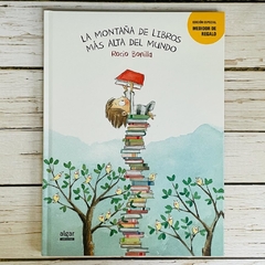 LA MONTAÑA DEL LIBROS MAS ALTA DEL MUNDO