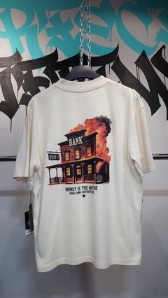 PLAYERA BURNING BANK