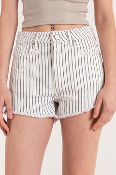 Short rayado rigido - comprar online