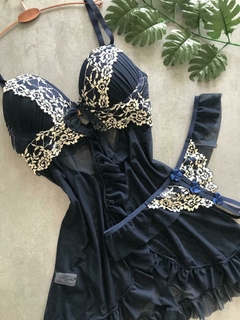 Ref 3010 - Camisola sensual em tule e renda bicolor, acompanha calcinha fio - loja online