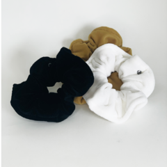 Scrunchie Marilyn Veludo - Luban Shop