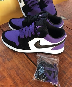 Nike preto best sale com roxo