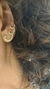 Earcuff com zircônias banhado ouro