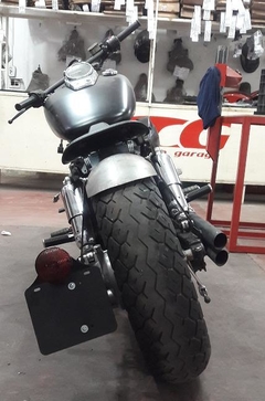 Paralama Traseiro Honda Shadow 750 Pneu até 180mm de largura 70cm acompanha kit fixação - comprar online