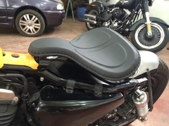 Kit Customização Harley Davidson Sportster banco solo com molas estofado - comprar online