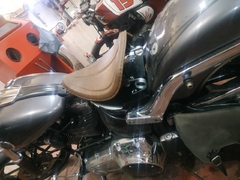 Imagem do Kit banco solo Estofado Harley Davidson Breakout Modelo Classic Até 2017