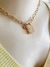 Choker de Elos Dourado com Pingente Cadeado Cravejado de Strass - loja online