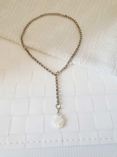 Choker Prateada com Pingente Ostra de Madrepérola - comprar online