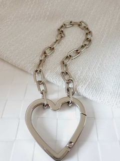 Choker de Corrente com Coração Mosquetão Prateado - na internet