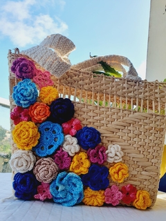 Bolsa de Palha Customizado com Apliques de Crochê Foral na internet