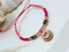 Pulseira de Cristais de Vidro com Tons de Rosa e Pingente Dourado Smile -