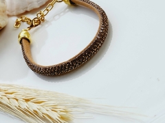 Pulseira com Strass na cor Dourada - na internet