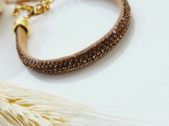 Pulseira com Strass na cor Dourada - - Helô Nazaré Acessórios