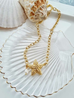 Colar Dourado com Pingente Estrela do Mar Pérola de Água Doce - - comprar online