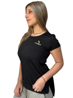 Remera Deportiva De Entrenamiento Mujer Amarillo - comprar online