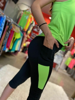 Calza Capri Pescadora Deportiva lycra Tiro Alto Mujer - comprar online