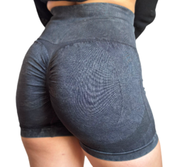 Calza Short Seamless Con Frunce Push Up Liso Gris Oscuro - comprar online