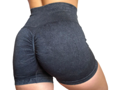 Calza Short Seamless Con Frunce Push Up Liso Gris Oscuro - lasmarquezas