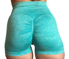 Calza Short Seamless Con Frunce Push Up Liso Verde agua - lasmarquezas