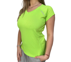 Remera Deportiva De Entrenamiento Mujer Dry Fit Amarillo - comprar online