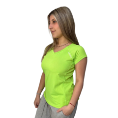 Remera Deportiva De Entrenamiento Mujer Dry Fit Amarillo en internet