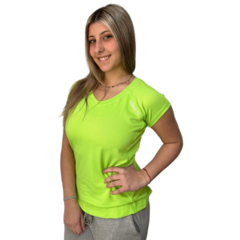 Imagen de Remera Deportiva De Entrenamiento Mujer Dry Fit Amarillo