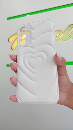 FUNDA PUFFER CASE CORAZON - comprar online