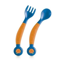 Colher e garfo flexíveis laranja e azul Multikids - comprar online