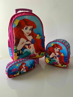 Kit de Mochila Escolar Personalizada de Rodinha Infantil com Estojo e Lancheira Ariel