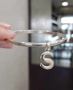 PULSERA Esclava "Self" - 1 inicial - Plata 925 - comprar online