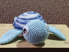 Tartaruga  feito com a técnica de Amigurumi em crochê, by Casinha de Crochê Ateliê.