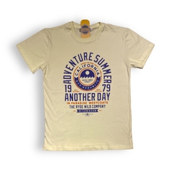 Remera Adventure Summer