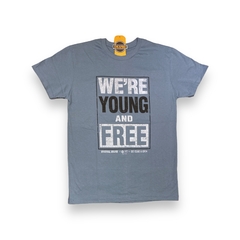 Remera Young and Free