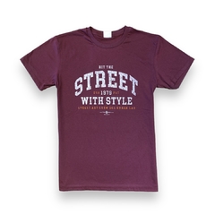 Remera hit the street