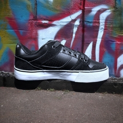 Zapatilla Scool RESHIRAM BLACK - comprar online