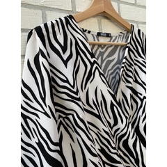 Camisa Animal Print Zebra - Moda Feminina Zanttori