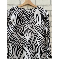 Imagem do Camisa Animal Print Zebra