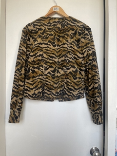 Chaqueta corta de pana Animal print con un botón - tienda online