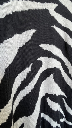 Sweater largo zebra print - tienda online