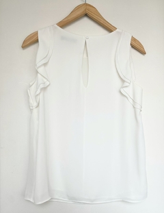 Blusa blanca con discount volados