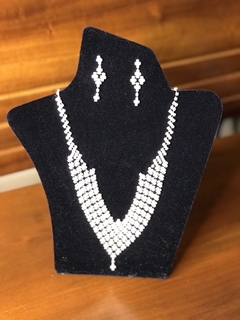 Conjunto brinco e cordão de strass - comprar online