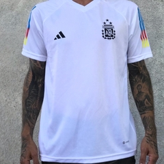 Remera de entrenamiento BLANCA