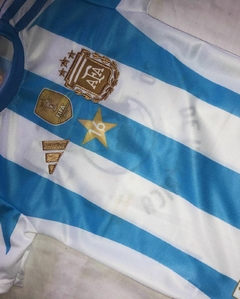 Camiseta ARGENTINA Campeones de AMERICA infantil -