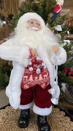 Papa Noel con tapado blanco