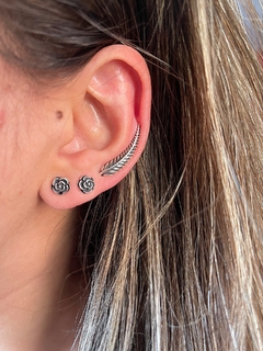 Ear cuff folha na internet