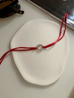 Pulseira Fio Acetinado com Placa Coração Vazado - Acalanto