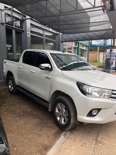 Toyota Hilux 2016