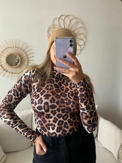 POLERA LYCRA LEOPARDO (LARGA) en internet