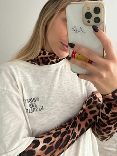 POLERA CROP LYCRA LEOPARDO en internet